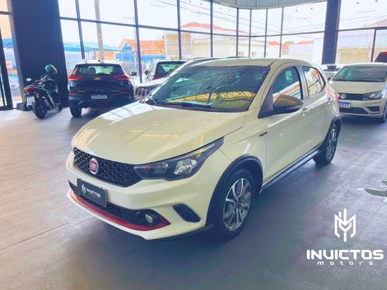 FIAT ARGO 1.8 E.TORQ FLEX HGT MANUAL FIAT ARGO 1.8 E.TORQ FLEX HGT MANUAL